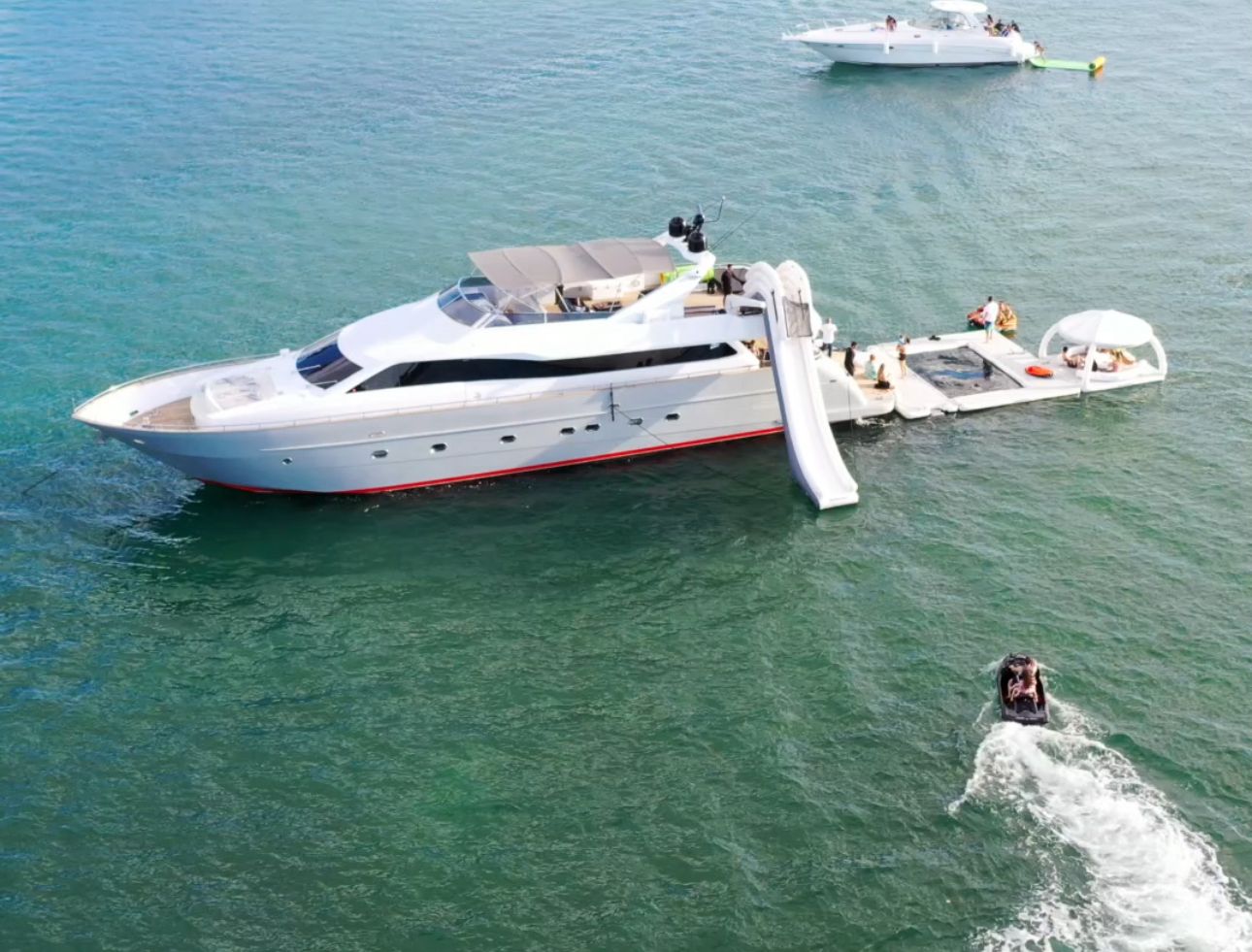110' Tecnomar