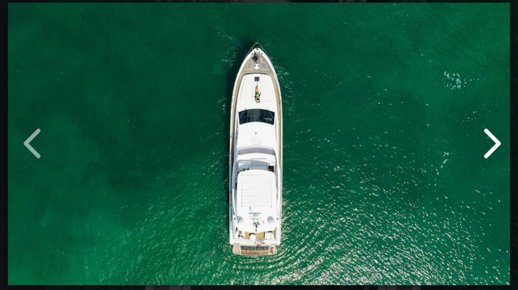 2020 Ferretti 82 Image 7